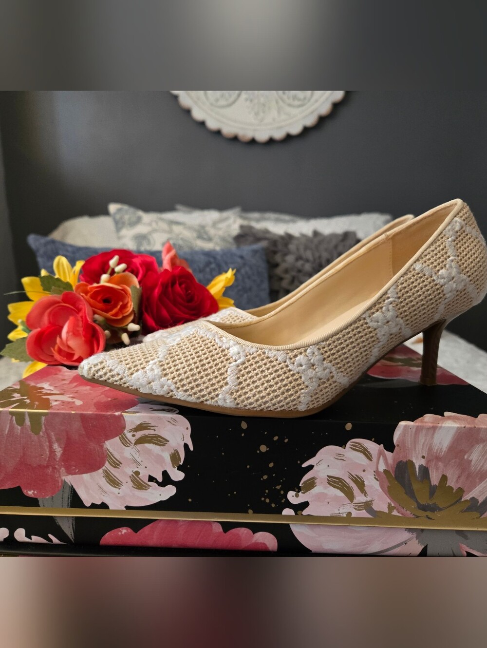 Womens' Kitten Heels